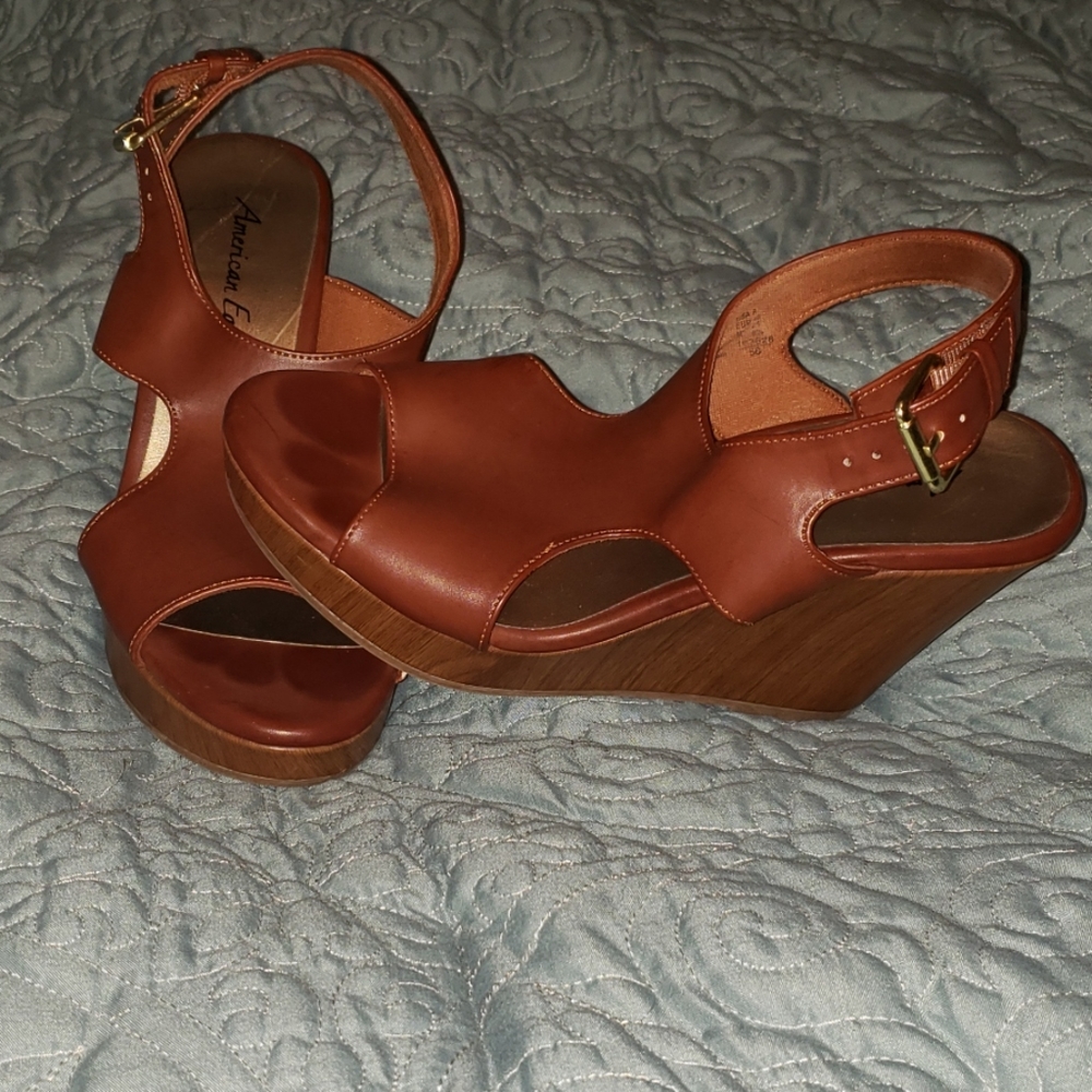 American Eagle wedges